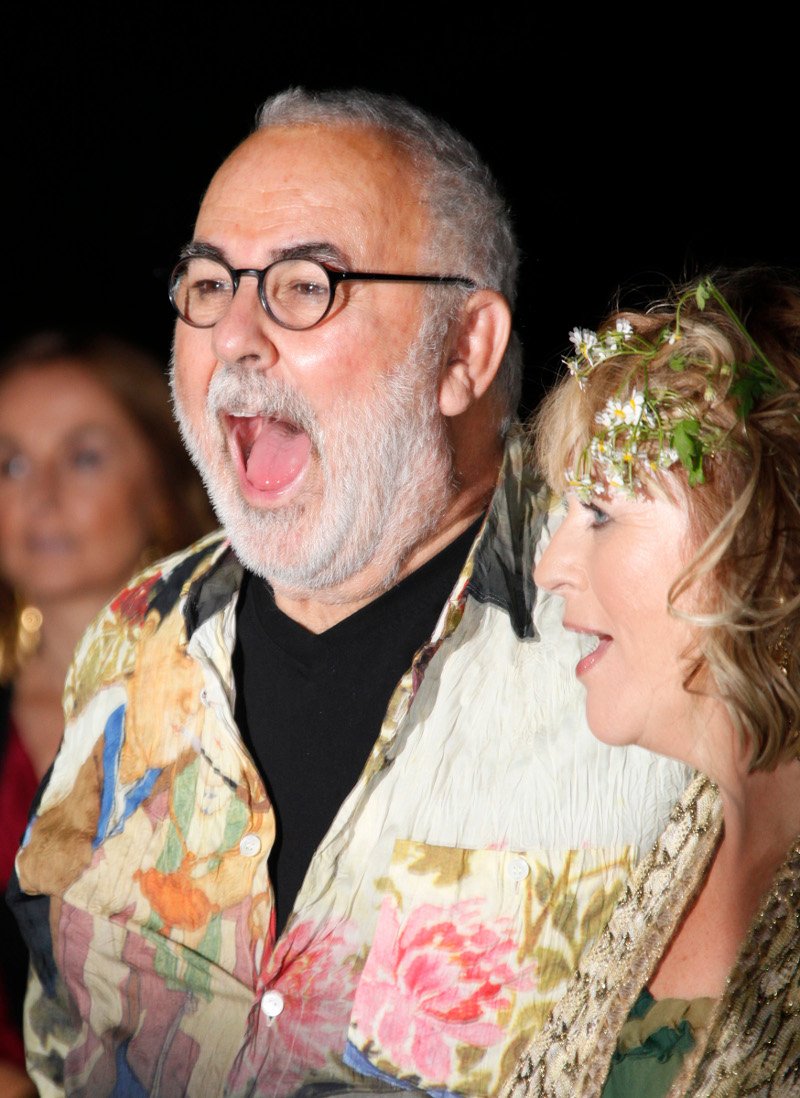 Τι προτείνει ο προσωπικός κομμωτής της Μέρκελ στον Μάρτιν Σούλτς | iefimerida.gr 1