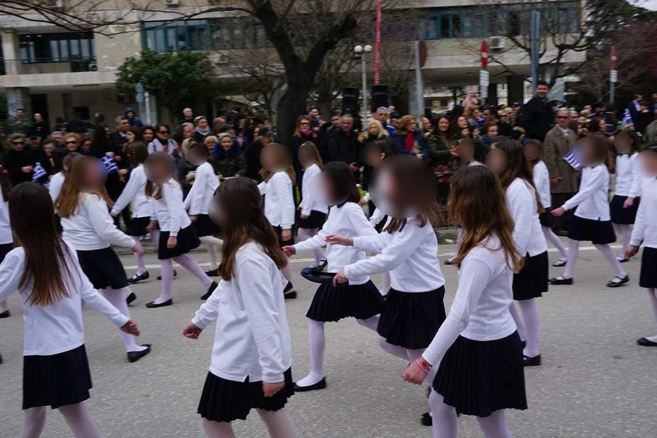 Παρελάσεις 25ης Μαρτίου: Λιποθυμίες, τραυματισμοί & εντυπωσιακές παρουσίες [εικόνες & βίντεο] | iefimerida.gr 5