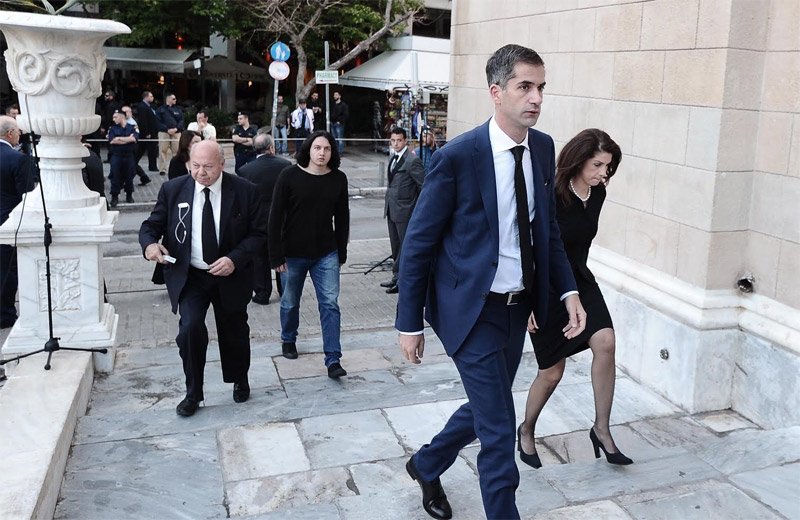 Κωνσταντίνος Μητσοτάκης: Λαϊκό προσκύνημα στη Μητρόπολη [εικόνες & βίντεο] | iefimerida.gr 5