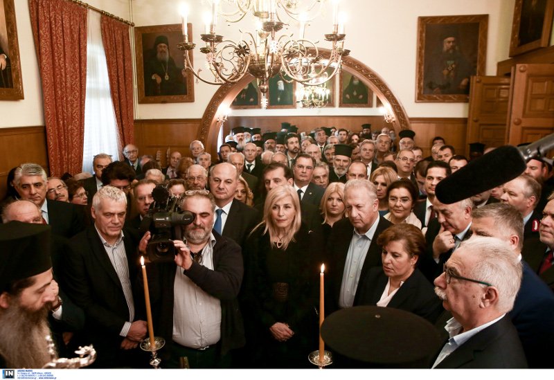 Η ευχή του Αρχιεπισκόπου Ιερώνυμου για τη νέα χρονιά: «Να προχωρήσουμε ενωμένοι» [εικόνες] | iefimerida.gr 3