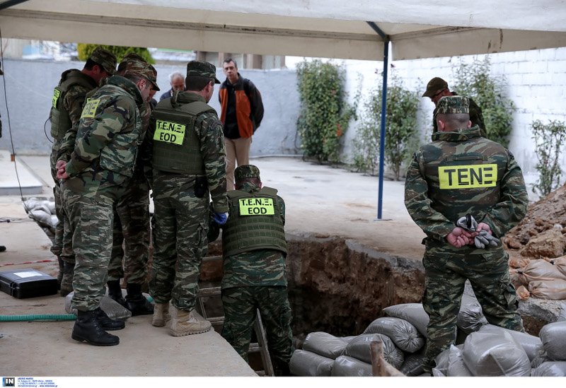 Επιτυχής η εξουδετέρωση της βόμβας στο Κορδελιό -Καρέ καρέ η επιχείρηση [εικόνες & βίντεο] | iefimerida.gr 19