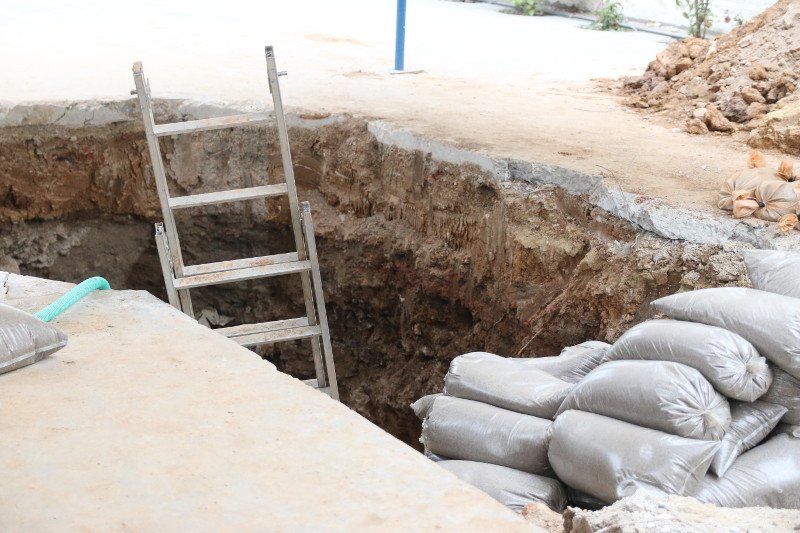 Επιτυχής η εξουδετέρωση της βόμβας στο Κορδελιό -Καρέ καρέ η επιχείρηση [εικόνες & βίντεο] | iefimerida.gr 13