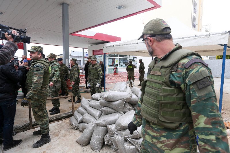 Επιτυχής η εξουδετέρωση της βόμβας στο Κορδελιό -Καρέ καρέ η επιχείρηση [εικόνες & βίντεο] | iefimerida.gr 21