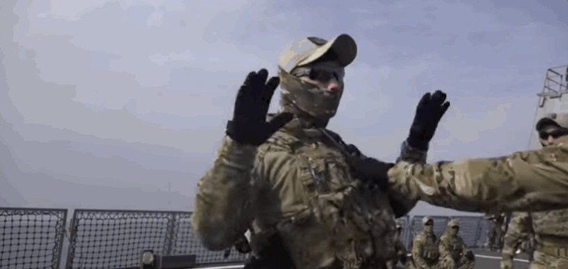 «Ακονίζουν λεπίδες» -Η απίστευτη εκπαίδευση με μαχαίρια των πεζοναυτών της Νοτίου Κορέας [εικόνες] | iefimerida.gr 2