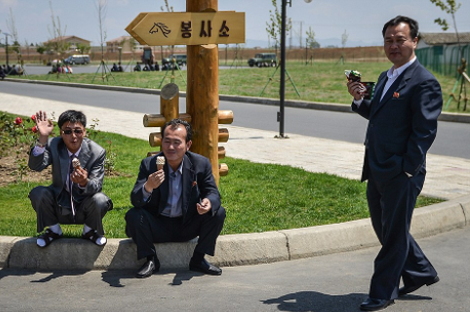 Μια άλλη Βόρεια Κορέα -Ανεπτυγμένη, σύγχρονη, με ντεμοντέ, αλλά χαρούμενους πολίτες [εικόνες] | iefimerida.gr 1