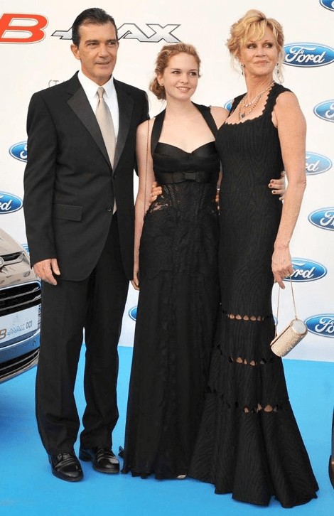 Οι νέες θεές: 10 πανέμορφες κόρες γνωστών σταρ  [εικόνες] | iefimerida.gr 2