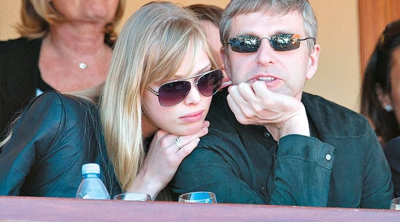 Εξαλλη η Αθηνά Ωνάση με τον Ριμπολόβλεφ: Μετέτρεψε τον Σκορπιό σε ντισκοτέκ! [εικόνες] | iefimerida.gr 0