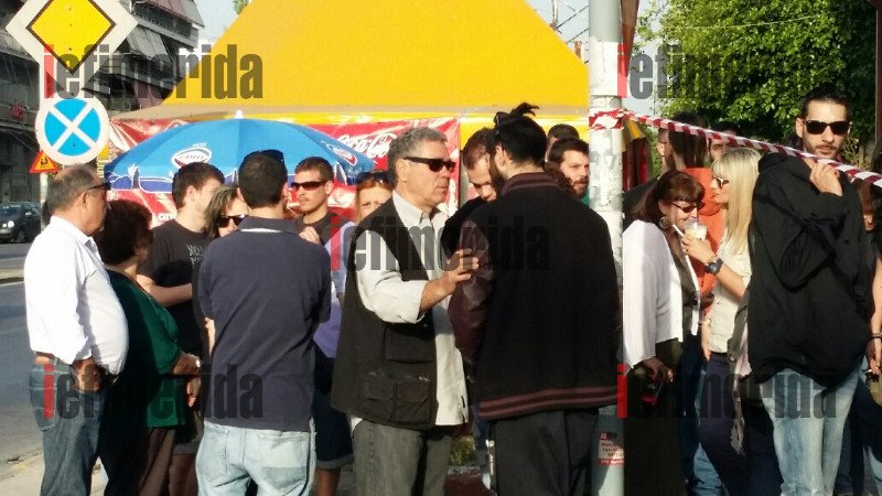 Αστακός ο Κορυδαλλός για τη δίκη της ΧΑ -Τραγικές φιγούρες οι γονείς του Παύλου Φύσσα [εικόνες] | iefimerida.gr 0