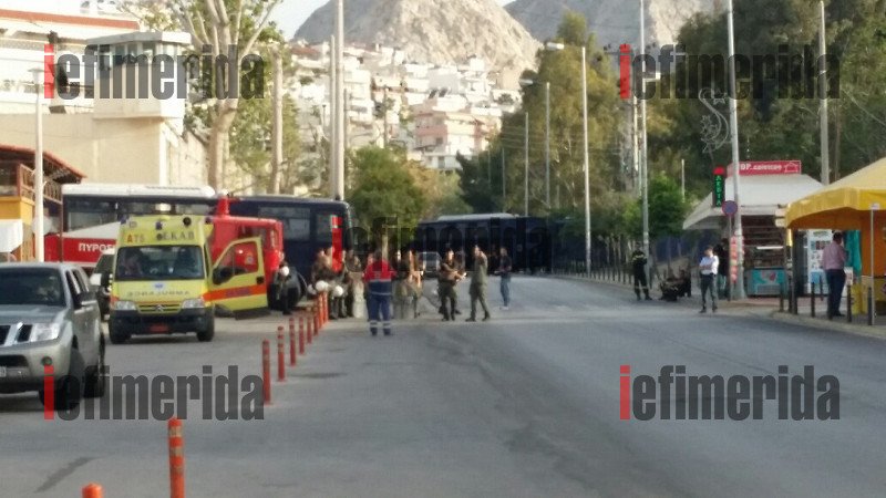 Αστακός ο Κορυδαλλός για τη δίκη της ΧΑ -Τραγικές φιγούρες οι γονείς του Παύλου Φύσσα [εικόνες] | iefimerida.gr 9