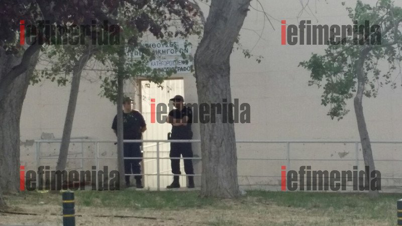 Αστακός ο Κορυδαλλός για τη δίκη της ΧΑ -Τραγικές φιγούρες οι γονείς του Παύλου Φύσσα [εικόνες] | iefimerida.gr 10