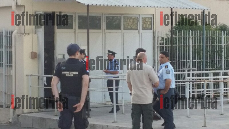 Αστακός ο Κορυδαλλός για τη δίκη της ΧΑ -Τραγικές φιγούρες οι γονείς του Παύλου Φύσσα [εικόνες] | iefimerida.gr 11