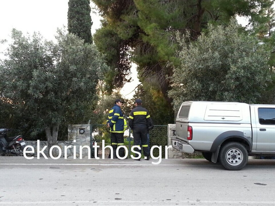 Οι πρώτες φωτογραφίες από την πυρκαγιά στην εξοχική κατοικία του Κώστα Σημίτη -Ερευνες για εμπρησμό  [εικόνες] | iefimerida.gr 3