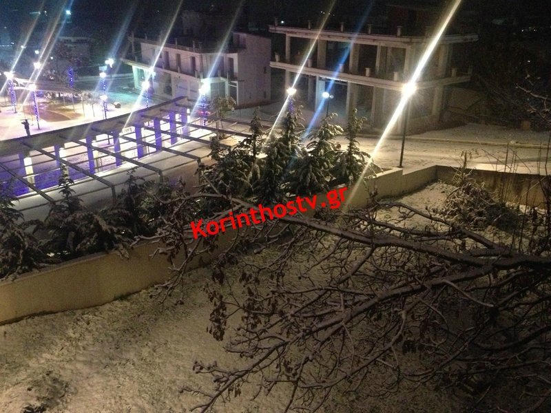 Στα λευκά η χώρα, προβλήματα από την κακοκαιρία – Χιόνια και χαμηλές θερμοκρασίες και σήμερα [εικόνες&βίντεο] | iefimerida.gr 18