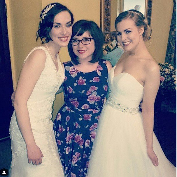 Δύο νυφικά, δύο πέπλα -Το γαμήλιο άλμπουμ δύο ομοφυλόφιλων γυναικών που εντυπωσίασε [εικόνες] | iefimerida.gr 12