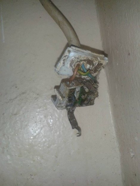 Ντοκουμέντα ντροπής μέσα από τον Κορυδαλλό: Σε συνθήκες κολαστηρίου οι κρατούμενοι [εικόνες & βίντεο] | iefimerida.gr 10