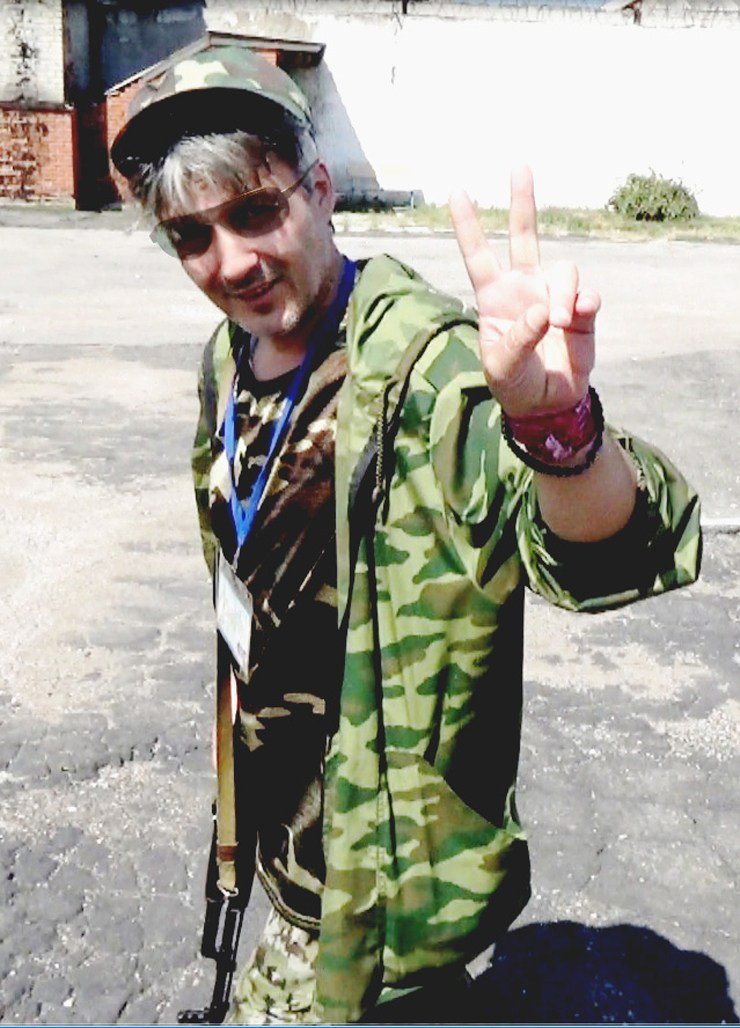 Αυτός είναι ο Ελληνας που σκοτώθηκε στην Ουκρανία: Εκανε ντοκιμαντέρ κατά του φασισμού [βίντεο & εικόνα] | iefimerida.gr 0