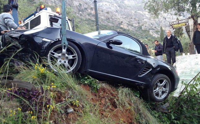 Από αυτό το αυτοκίνητο βγήκε ζωντανός ο Αλέξης Κωστάλας [εικόνες] | iefimerida.gr 1