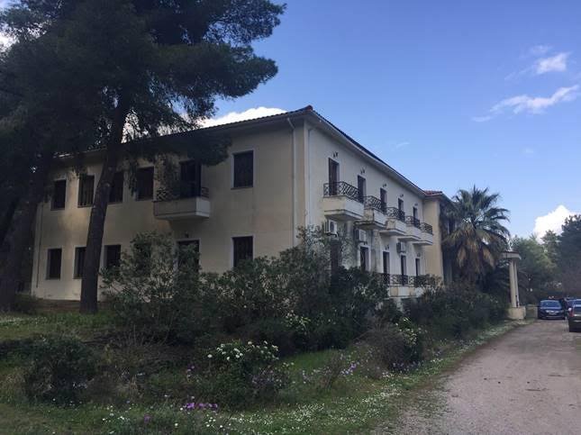 Ο Μπακογιάννης στον χώρο που διαθέτει η περιφέρεια Στερεάς Ελλάδας για τους πρόσφυγες [εικόνες] | iefimerida.gr 1