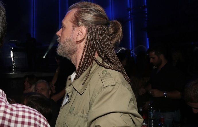 Ο Κώστας Σπυρόπουλος έγινε ...ράστα -Το απίθανο look του ηθοποιού [εικόνες] | iefimerida.gr 0