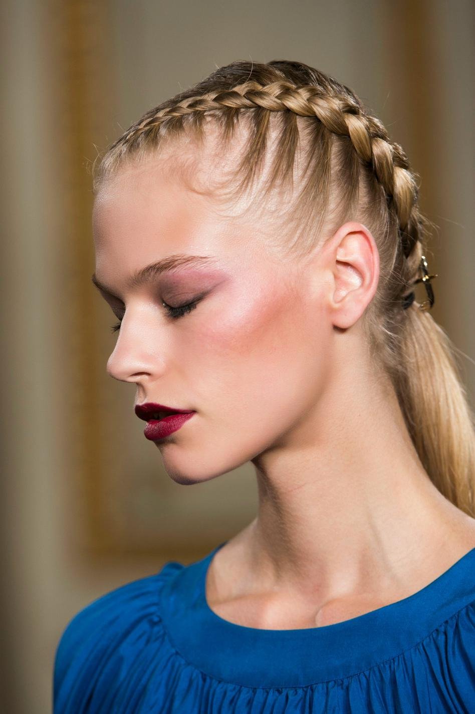 Οι κοτσίδες πάλι στη μόδα -Ενα χαλαρό σικ [εικόνες] | iefimerida.gr 10