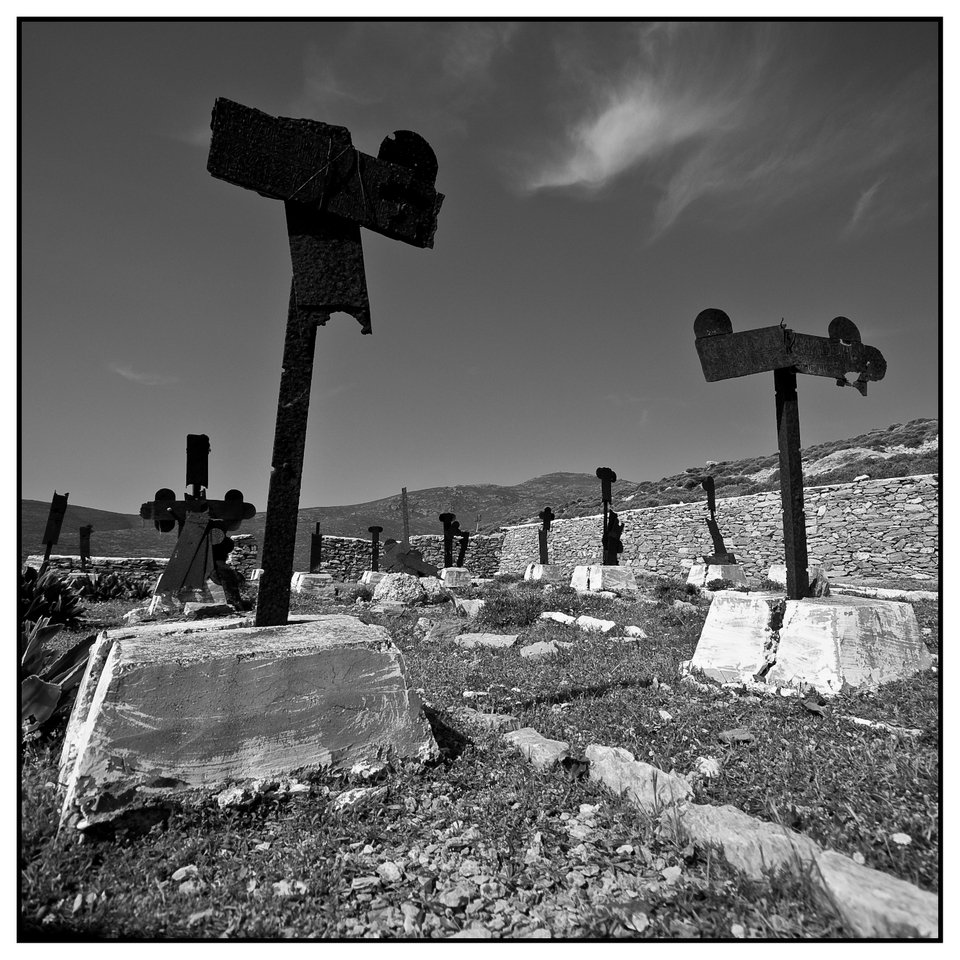 H Γυάρος σε μία έκθεση: Από τόπος εξορίας, περιβαλλοντική περιοχή [εικόνες & βίντεο]  | iefimerida.gr 0