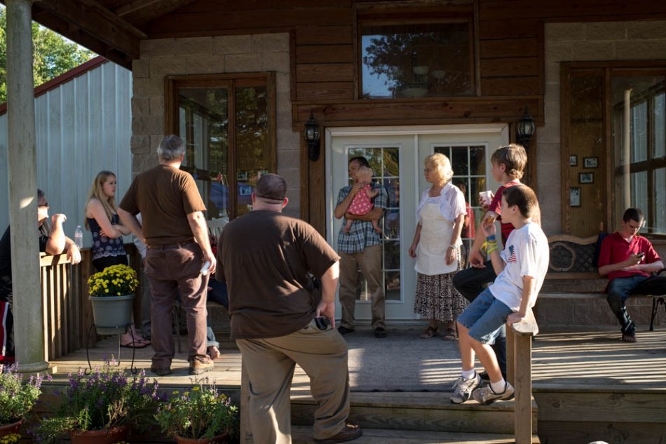 Φωτογράφος μπαίνει στα άδυτα της Κου Κλουξ Κλαν και διερευνά τα μίση της Αμερικής [εικόνες] | iefimerida.gr 8