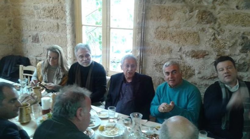 Ηρεμία πριν τη μάχη για τους πολιτικούς αρχηγούς -Βόλτες για φαγητό, καφέ και χαλαρή κουβέντα [εικόνες] | iefimerida.gr 12