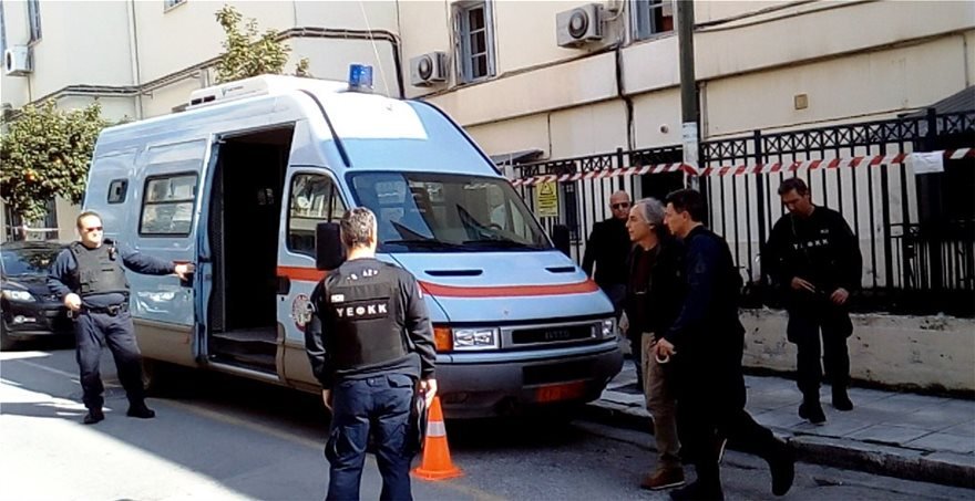 Nέα τετραήμερη άδεια ζήτησε ο Κουφοντίνας -Αντιρρήσεις από τον εισαγγελέα [εικόνες] | iefimerida.gr 2