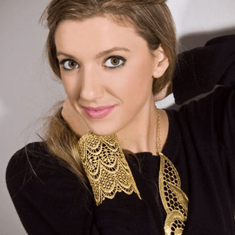 Επιχρυσωμένες δαντέλες βραχιόλια -Η Ελληνίδα σχεδιάστρια που κρύβεται πίσω από τα εμπνευσμένα κοσμήματα που ξετρελαίνουν τις γυναίκες [εικόνες] | iefimerida.gr 0