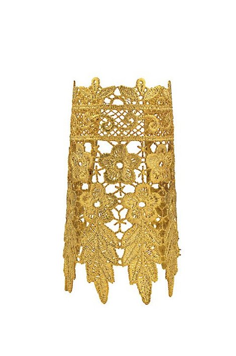 Επιχρυσωμένες δαντέλες βραχιόλια -Η Ελληνίδα σχεδιάστρια που κρύβεται πίσω από τα εμπνευσμένα κοσμήματα που ξετρελαίνουν τις γυναίκες [εικόνες] | iefimerida.gr 10