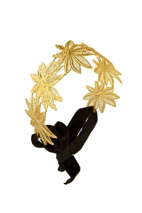 Επιχρυσωμένες δαντέλες βραχιόλια -Η Ελληνίδα σχεδιάστρια που κρύβεται πίσω από τα εμπνευσμένα κοσμήματα που ξετρελαίνουν τις γυναίκες [εικόνες] | iefimerida.gr 13