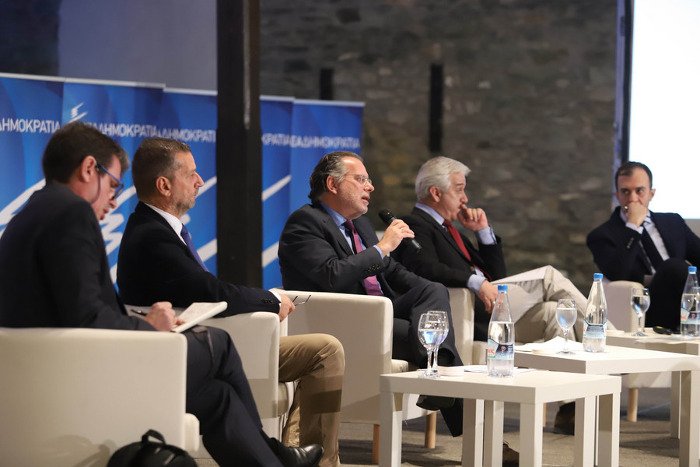 Κουμουτσάκος: Η ΝΔ καλωσορίζει την επίσκεψη Ερντογάν, αλλά θέλει να είναι ουσιαστική | iefimerida.gr 0
