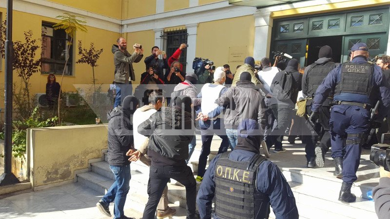 Στον εισαγγελέα οι 9 Κούρδοι -Τι ψάχνει η Αντιτρομοκρατική [βίντεο] | iefimerida.gr 3