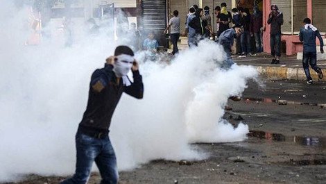 Χάος στην Τουρκία: 14 Κούρδοι νεκροί στις διαδηλώσεις κατά της επέλασης των τζιχαντιστών [εικόνες & βίντεο] | iefimerida.gr 8