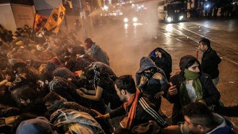 Χάος στην Τουρκία: 14 Κούρδοι νεκροί στις διαδηλώσεις κατά της επέλασης των τζιχαντιστών [εικόνες & βίντεο] | iefimerida.gr 5