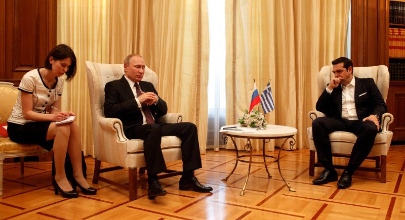 Επίσκεψη Πούτιν: Οι... ασιδέρωτες κουρτίνες στο Μαξίμου [εικόνες] | iefimerida.gr 1