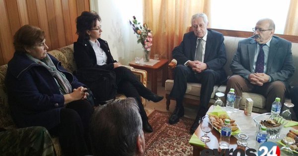 Ξέσπασε στον Κουβέλη η μητέρα του στρατιωτικού: «Αν ήταν δικό σας παιδί, τι θα κάνατε;» [βίντεο] | iefimerida.gr 0