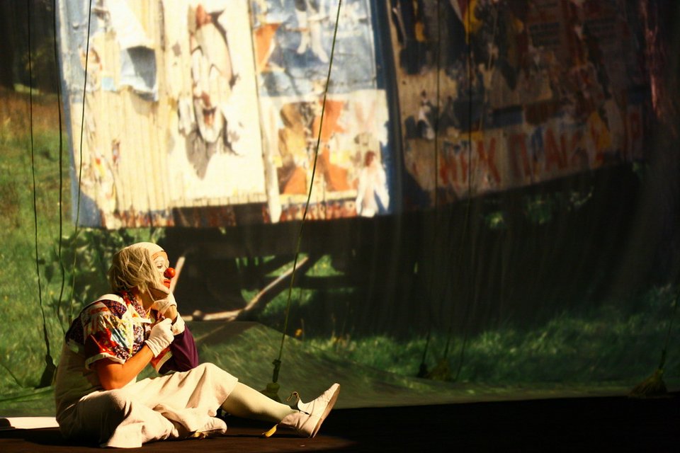 Ένα «Υπέροχο Τσίρκο» στην αναζήτηση της νεότητας -Υπερθέαμα στο Badminton | iefimerida.gr 2