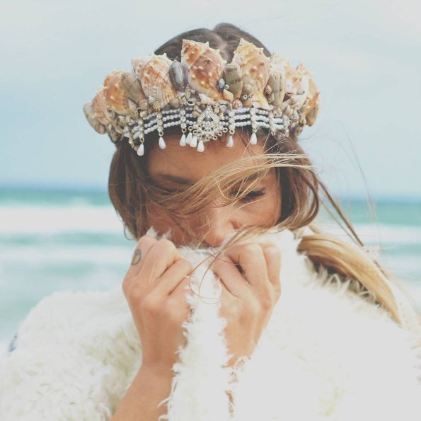 Φορέστε κοχύλια στα μαλλιά - Τα mermaid crowns είναι «ΤΟ» νέο αξεσουάρ [εικόνες] | iefimerida.gr 0