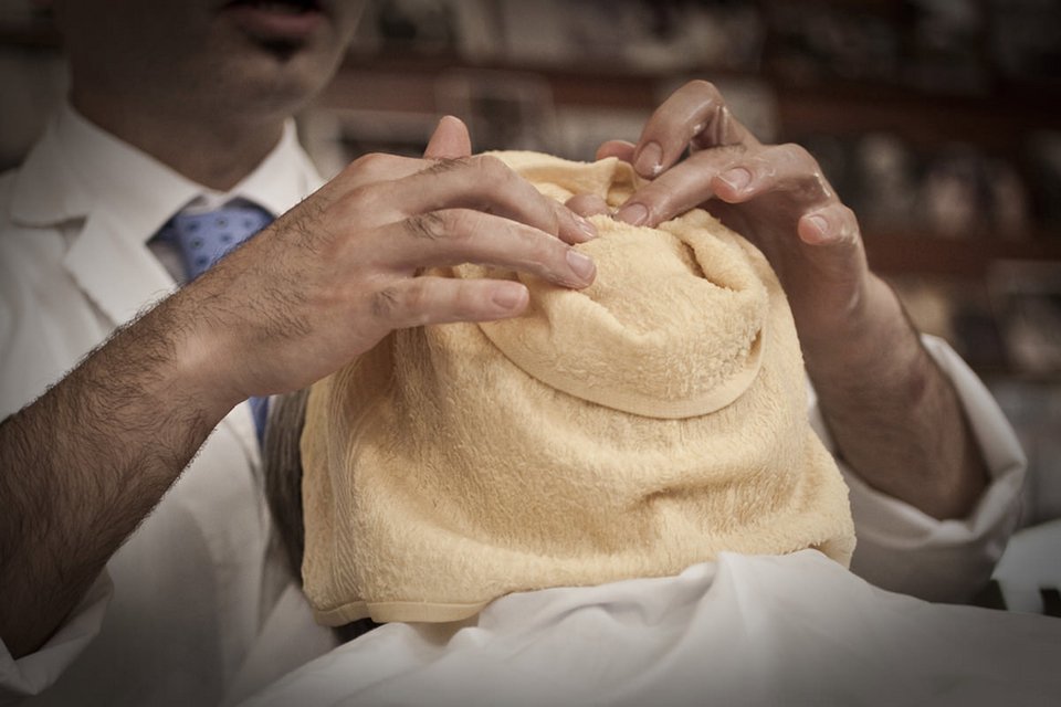 Το τελευταίο μπαρμπέρικο της Ιταλίας -Η ελληνική τέχνη του ξυρίσματος, που λατρεύτηκε από τα κουρεία της Ρώμης [εικόνες]  | iefimerida.gr 4