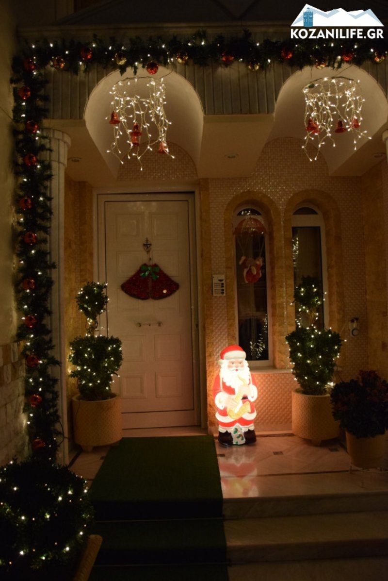 Η πολυκατοικία με τα περισσότερα χριστουγεννιάτικα φωτάκια βρίσκεται στην Κοζάνη -Στολισμός υπερπαραγωγή [εικόνες & βίντεο] | iefimerida.gr 3