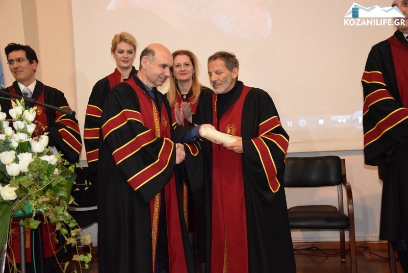 Επίτιμος διδάκτωρ του ΤΕΙ Δ. Μακεδονίας ο Σταύρος Ξαρχάκος [εικόνες] | iefimerida.gr 3