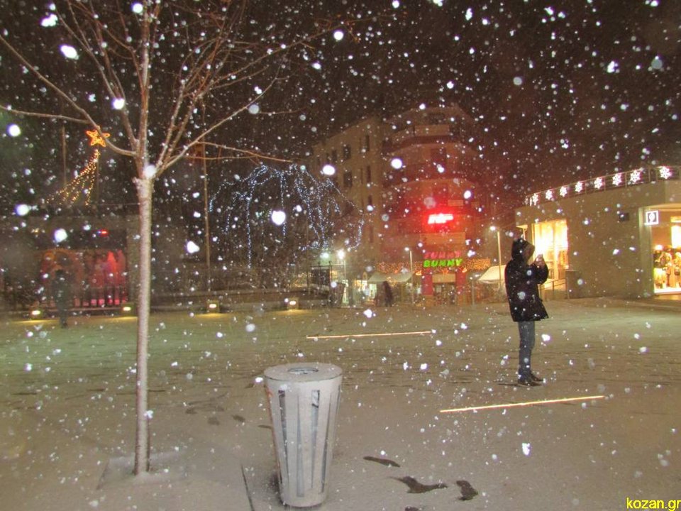 Στα λευκά Φλώρινα, Καστοριά, Κοζάνη και Πτολεμαΐδα  [εικόνες & βίντεο] | iefimerida.gr 8