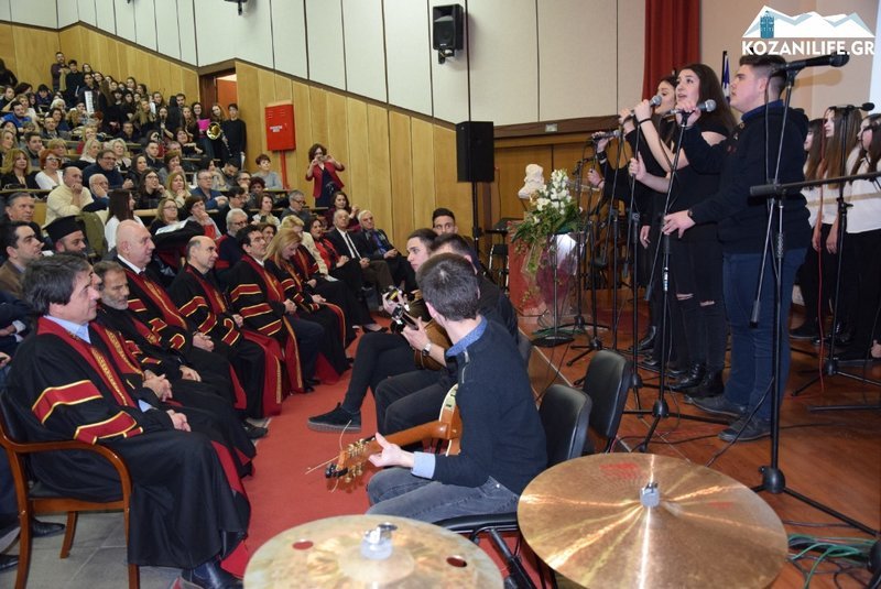 Επίτιμος διδάκτωρ του ΤΕΙ Δ. Μακεδονίας ο Σταύρος Ξαρχάκος [εικόνες] | iefimerida.gr 5