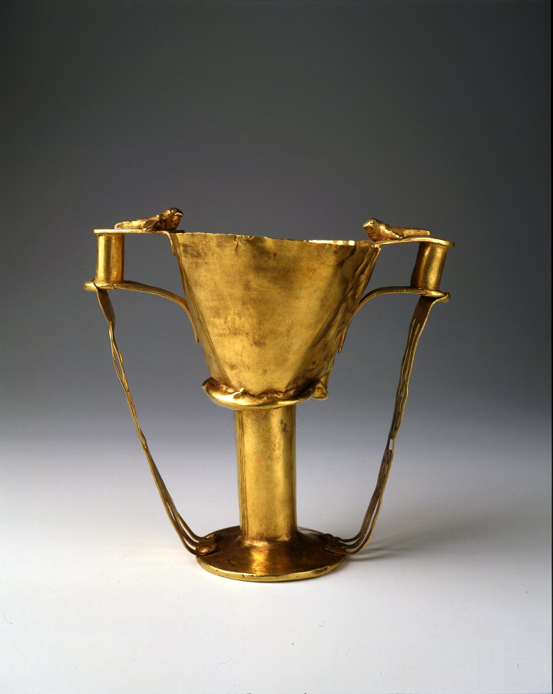 Ο κρατήρας της μάχης στο Εθνικό Αρχαιολογικό Μουσείο [εικόνες] | iefimerida.gr 3