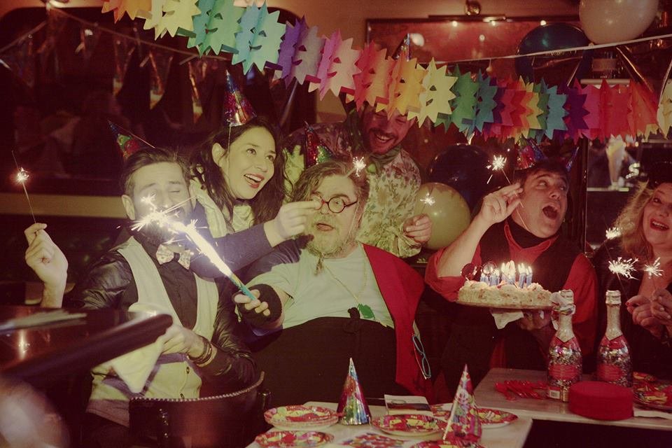 Ο Κραουνάκης στο Τέχνης: Είναι ένα 9χρονο αγόρι που θέλει να αλλάξει τον κόσμο [εικόνες & βίντεο] | iefimerida.gr 0