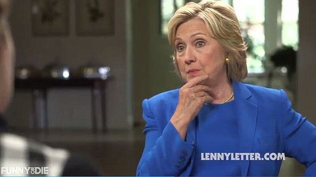 H Λένα Ντάναμ ρωτάει την Χίλαρι Κλίντον αν έχει δει το πέος του Λένι Κράβιτς [εικόνες+βίντεο] | iefimerida.gr 0