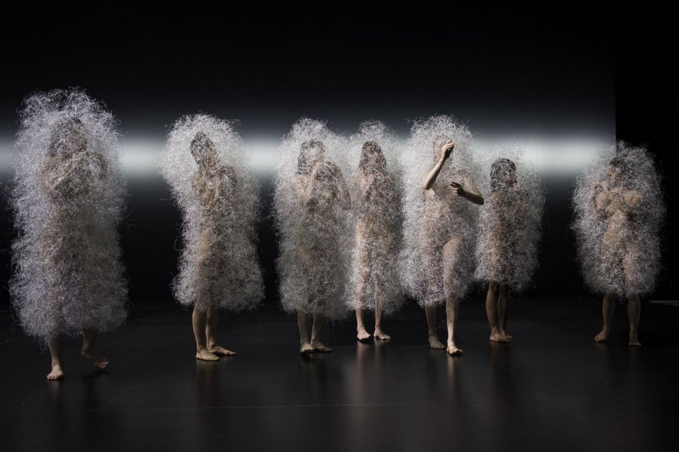 Η ακατάλληλη χορογραφία της Sasha Waltz που θα παρουσιάσει στο Μέγαρο Μουσικής [βίντεο] | iefimerida.gr 1