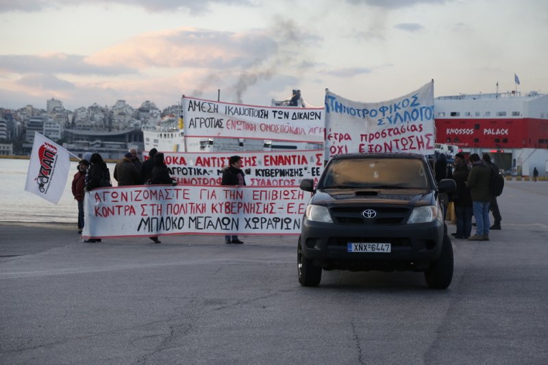 Εφτασαν στην Αθήνα για το συλλαλητήριο οι αγρότες της Κρήτης [εικόνες] | iefimerida.gr 3