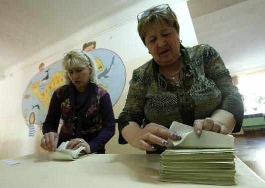 Σε λίγες ώρες το κρίσιμο δημοψήφισμα στην Κριμαία -Κλίμα βίας και τρόμου [εικόνες] | iefimerida.gr 1